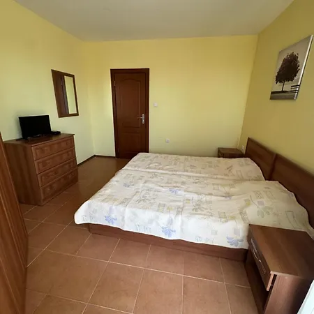 Menada Amadeus 1 Apartments, Sunny Apartman *