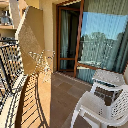 Menada Amadeus 1 Apartments, Sunny Apartman Napospart